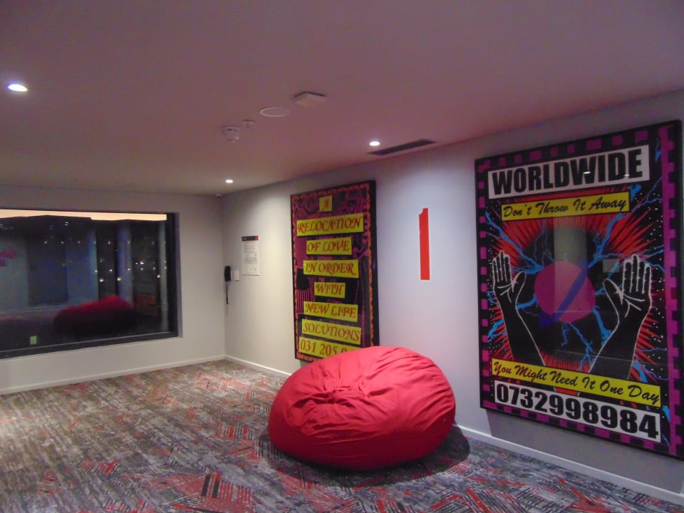 Sonstiges Radisson RED Cape Town