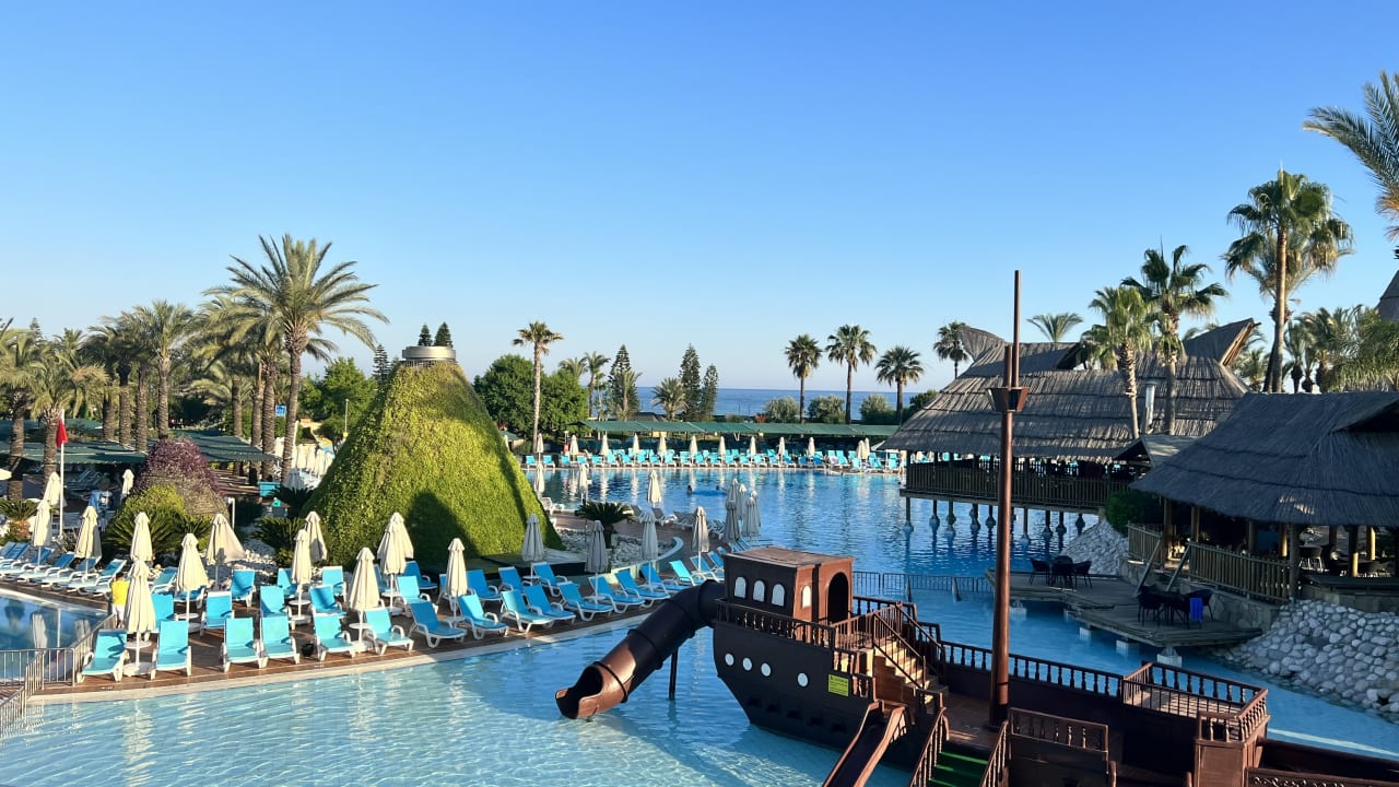 Pool AQI Pegasos World