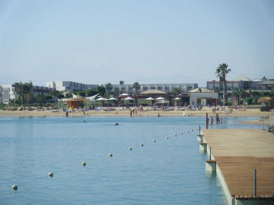 Lagune und Beach-Restaurant SUNRISE Crystal Bay Resort