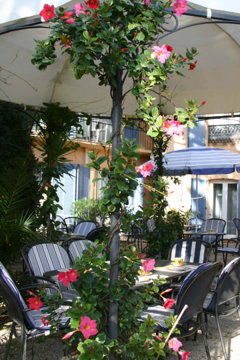 Jardin d'été Hotel l'Olivier