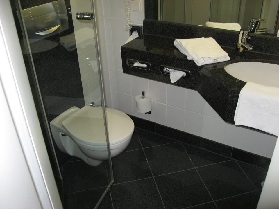 Bad IntercityHotel Nürnberg