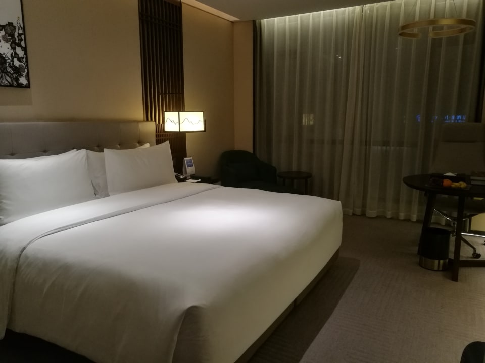 Zimmer Imperial Dragon Bay Purejoy Hotel