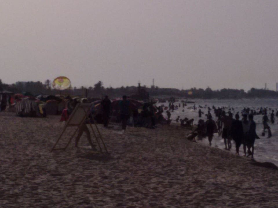 Strandansicht am Spätnachmittag Hotel Amir Palace