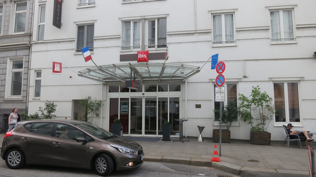 Eingang Holzdamm Ibis Hamburg Alster Centrum Hotel