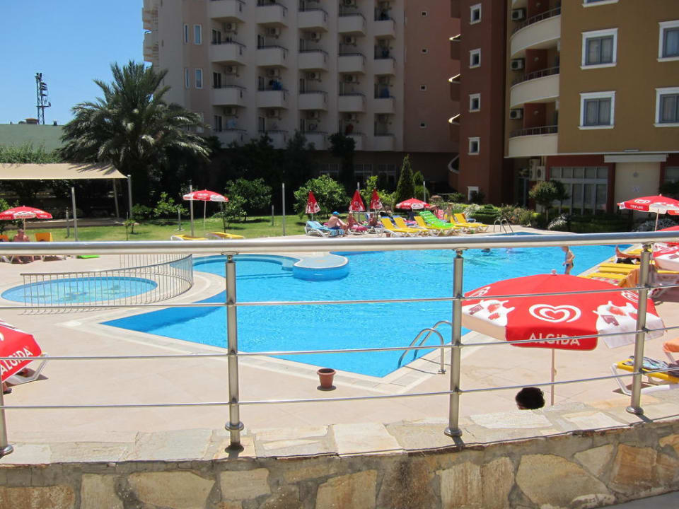 Relax Pool Alaiye Resort & Spa
