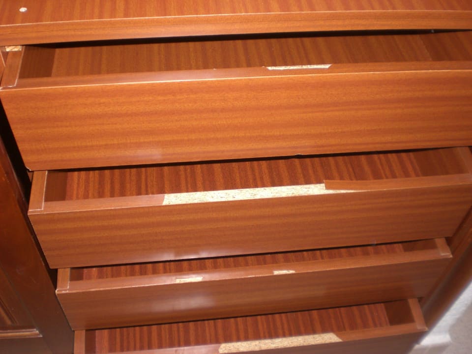 Abgestoßene Möbel Playa Santandria