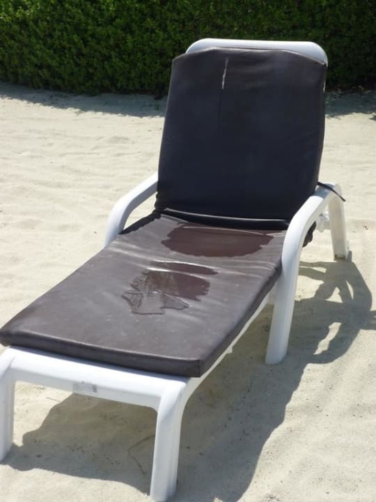 Strandliege Cinnamon Hakuraa Huraa Maldives