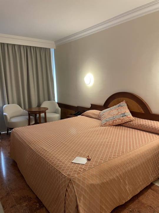 Zimmer Hotel Serrano Palace