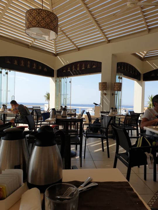 Gastro Reef Oasis Beach Resort