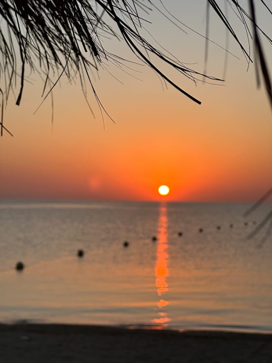 Strand SUNRISE Anjum Resort