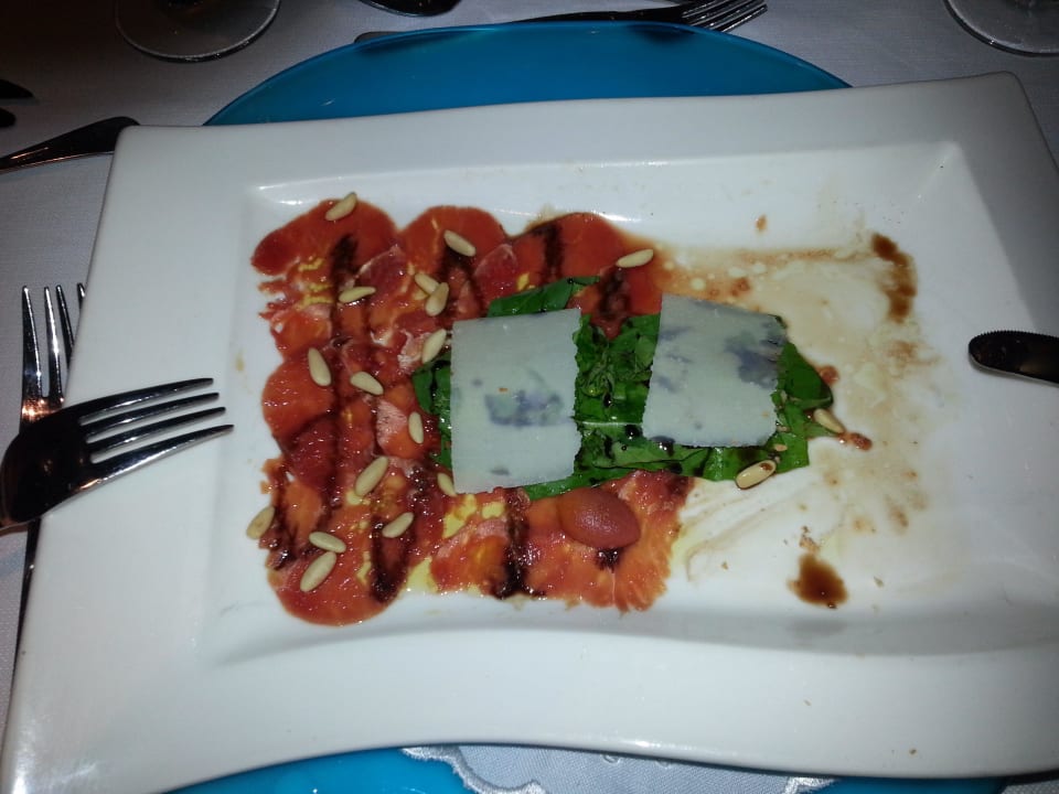 Rindscarpaccio - Vorspeise beim Italiener JOIA Bávaro by Iberostar