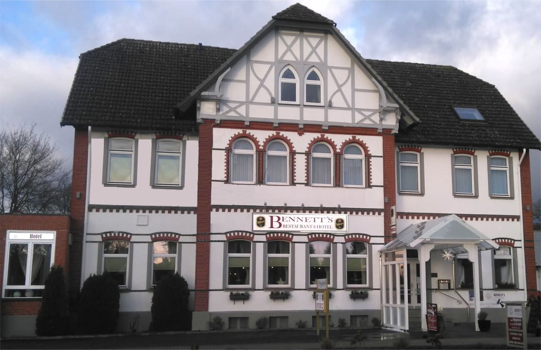 Außenansicht Bennett's Hotel