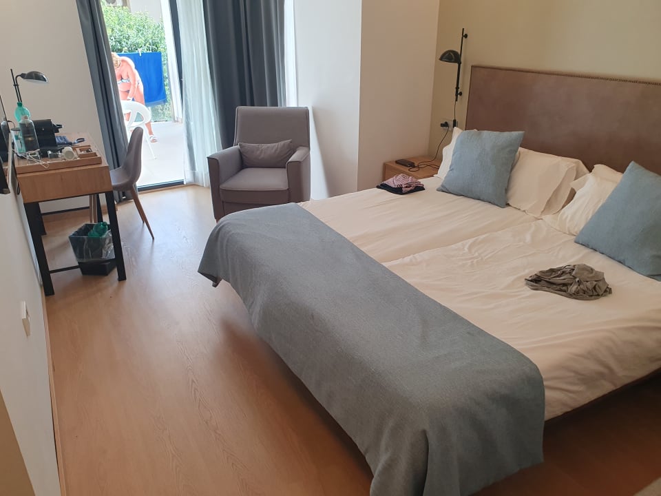Zimmer Kyrat Amarac Suites