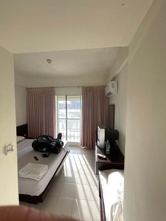 Zimmer Paradorn Inn
