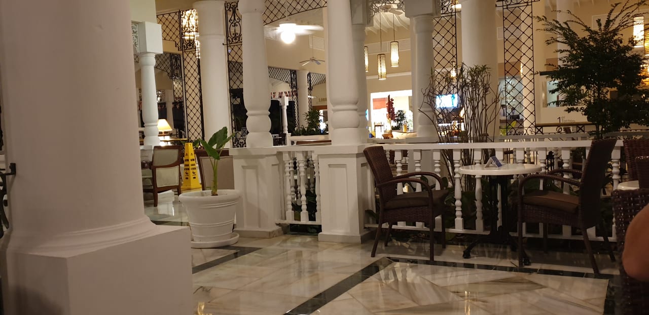 Lobby Bahia Principe Luxury Bouganville