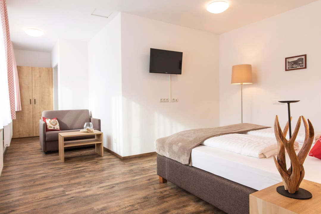 Zimmer Appartementhaus Pitztal Living