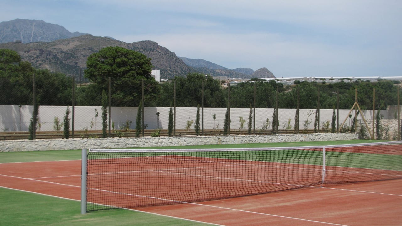 Kort tenisowy Ostria Resort & Spa