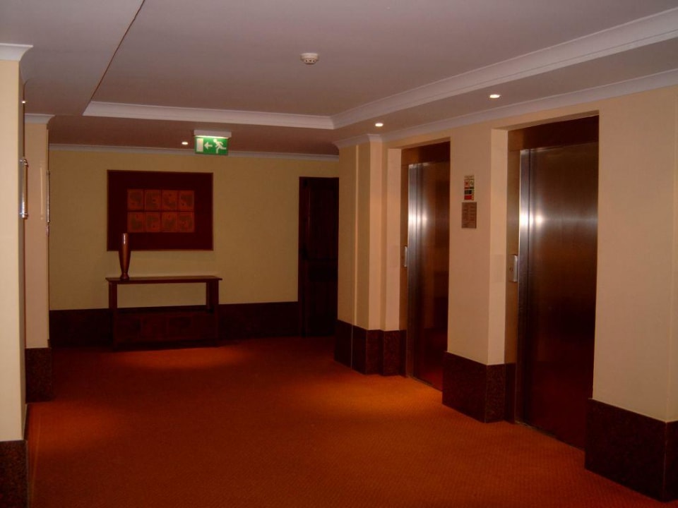 Flur 2 PortoBay Falésia