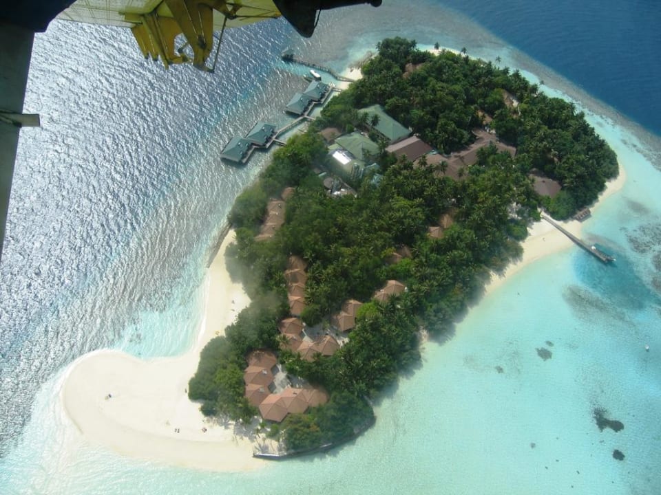 Embudu von oben Embudu Village