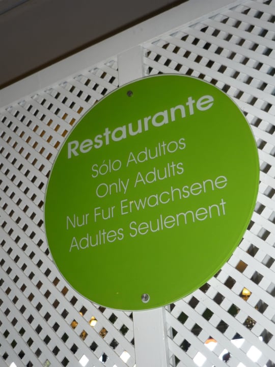 Schild aus gehobeneren Zeiten Hotel Benalmadena Palace