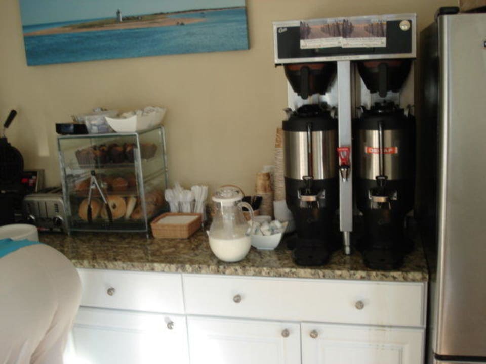 Frühstücksbereich in der Lobby Hotel Cape Colony Inn