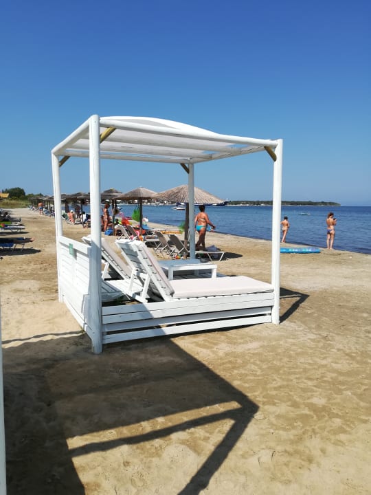 Strand Alea Hotel & Suites