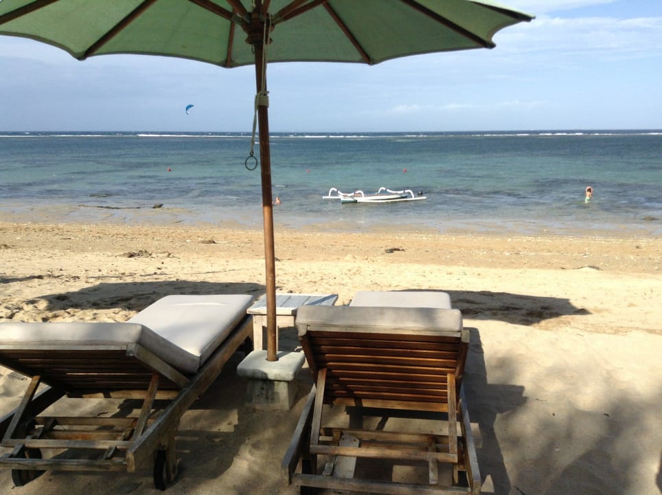 The beach Kayumanis Sanur Private Villa & Spa