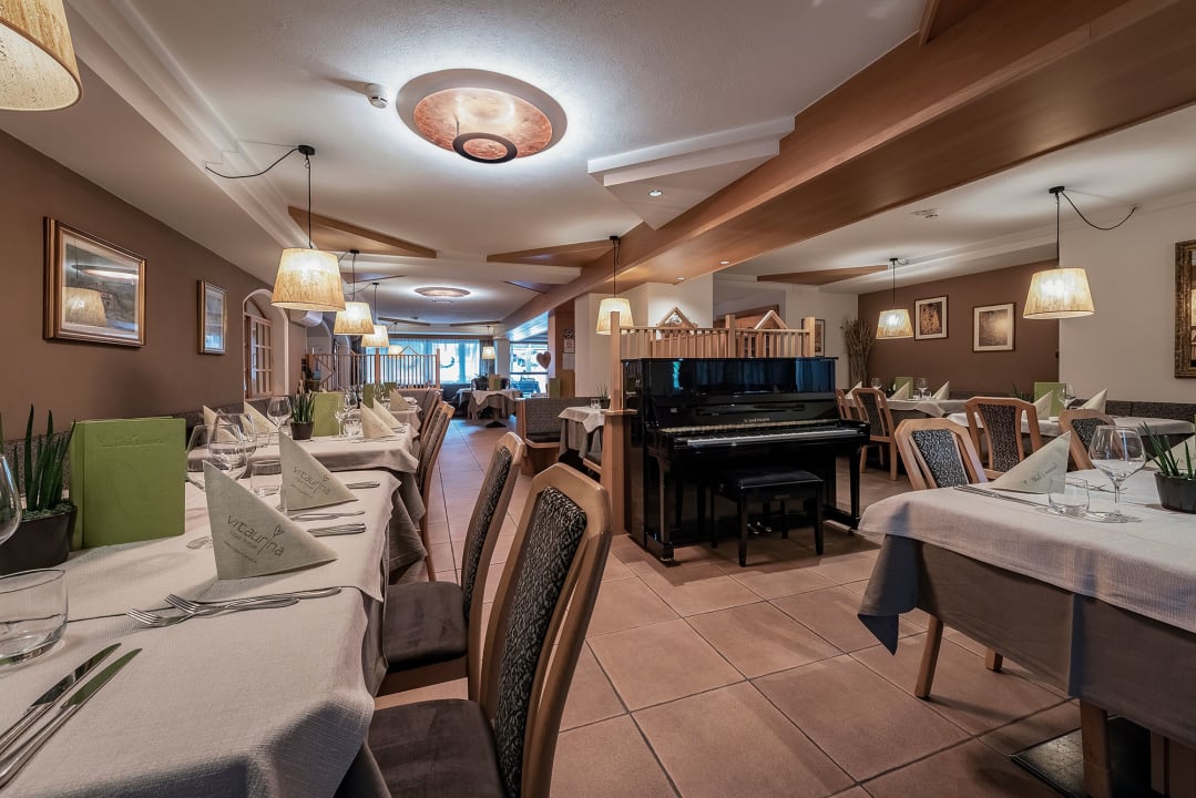 Gastro Vitaurina Royal Hotel