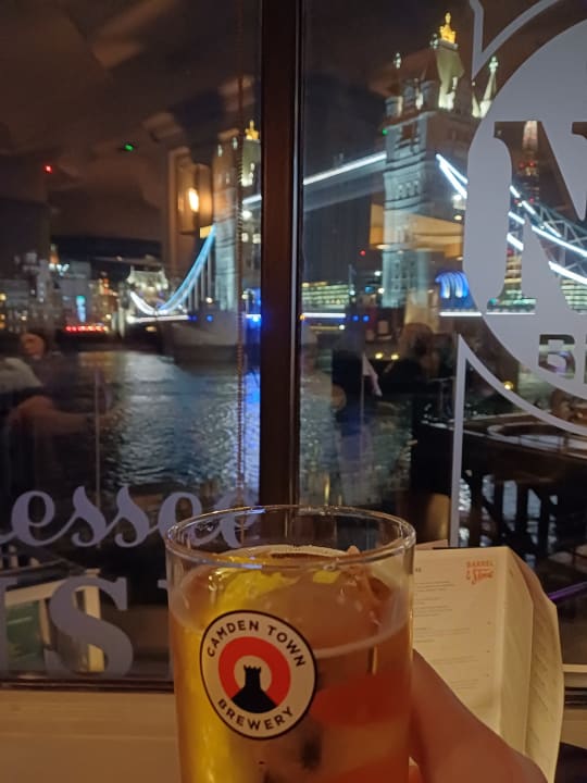 Gastro The Tower - A Guoman Hotel