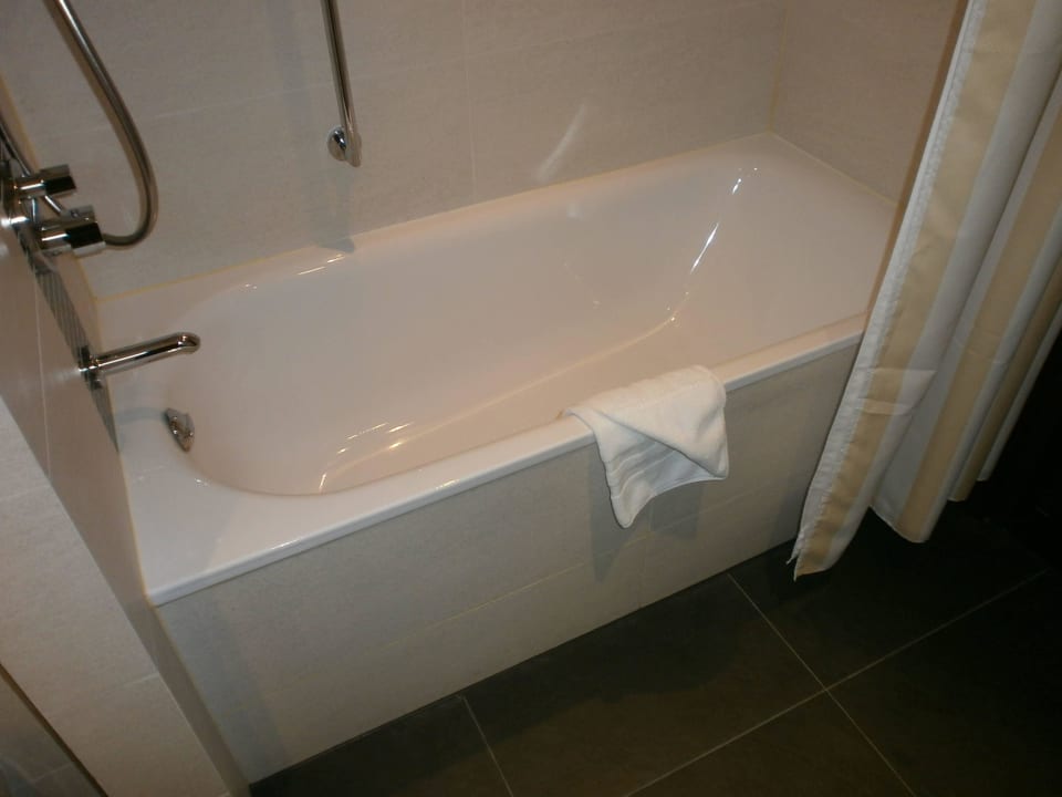 Das Bad Hilton Garden Inn Krakow Airport