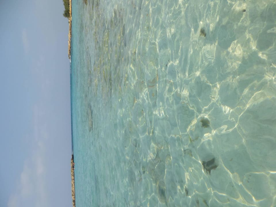 Glasklares Wasser Hara Nissi Beach