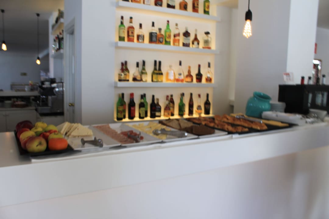 Przekąski w barze Hotel HM Gran Fiesta