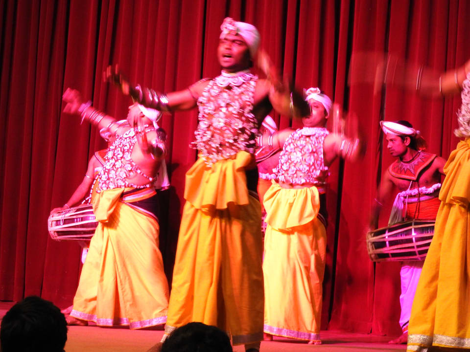 Die Kandy Dancer Mermaid Hotel & Club