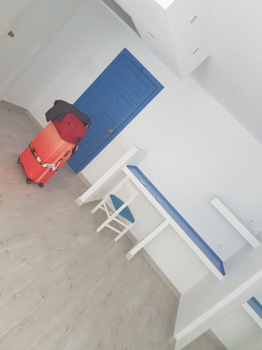 Zimmer Guya Wave Hotel
