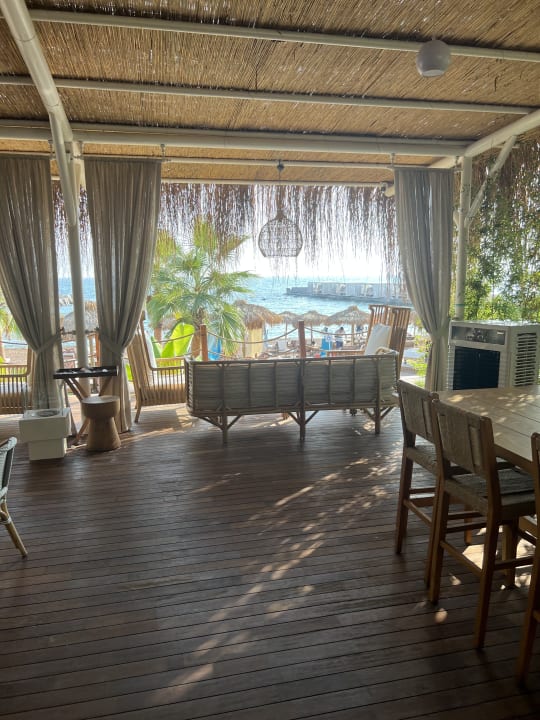 Strand Rubi Platinum Sign