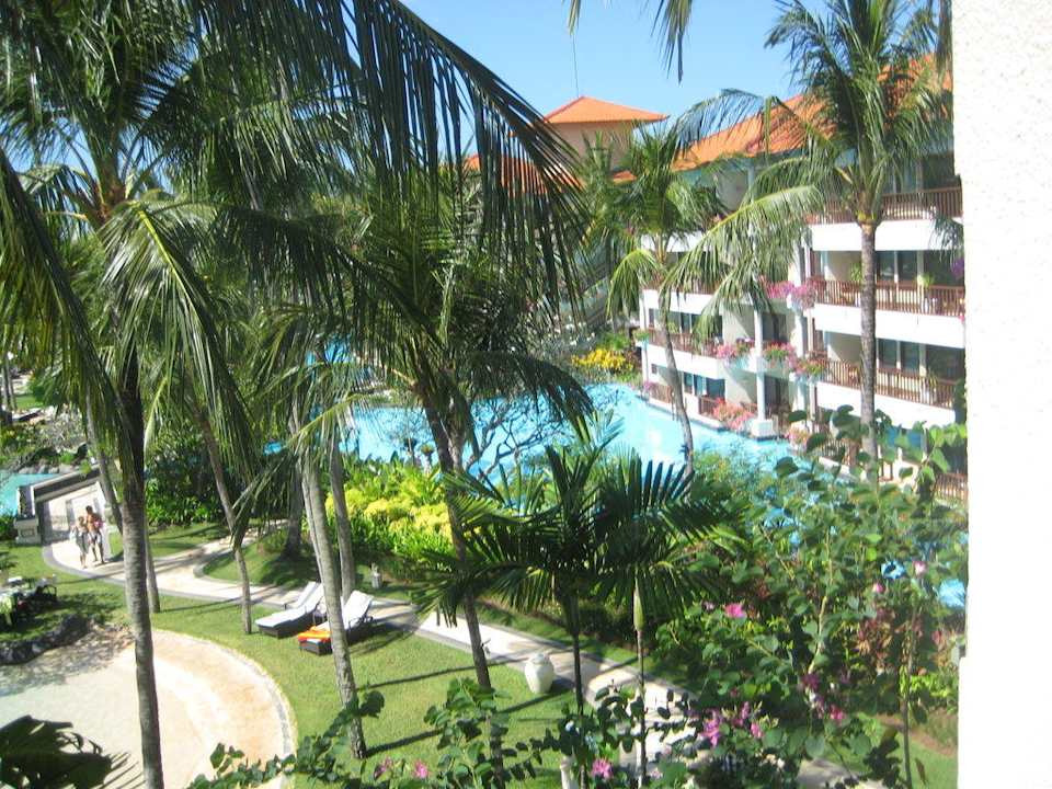 Pool The Laguna A Luxury Collection Resort & Spa