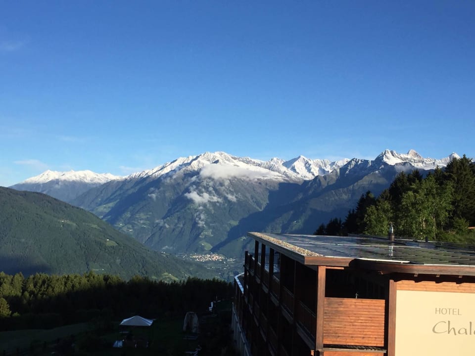 Blick ins Vinschgau Hotel Chalet Mirabell