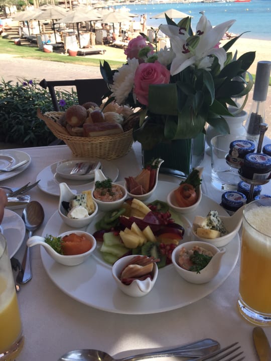 Frühstück im Alexanders Steigenberger ALDAU Beach Hotel