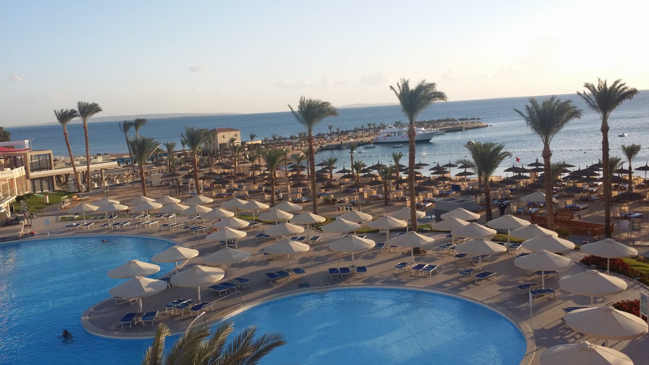 Pool Beach Albatros Resort