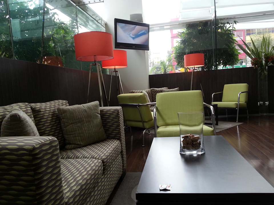 Lobby Hotel Novit