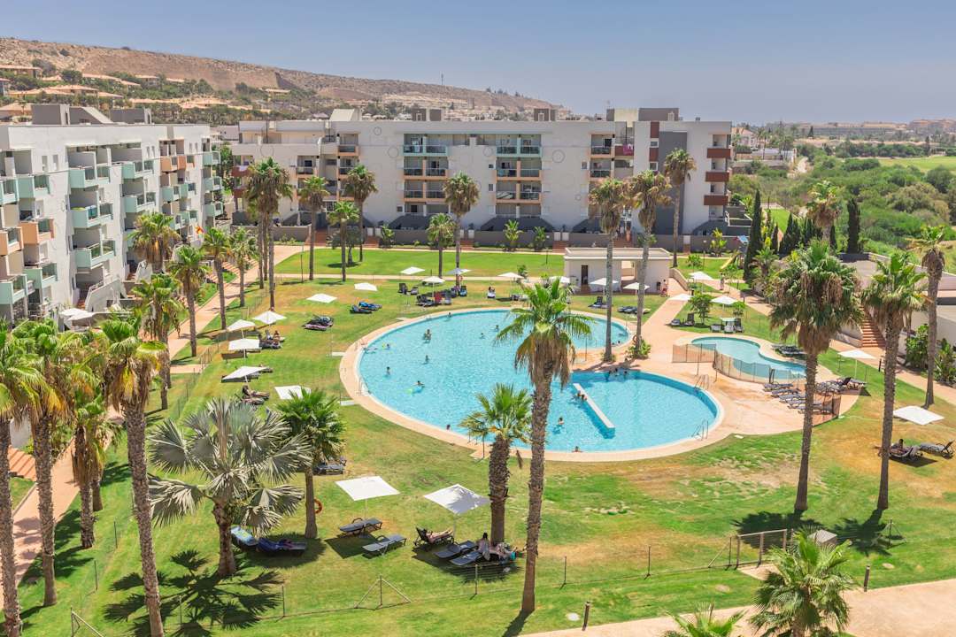 Pool ON Palm Beach Golf Almerimar