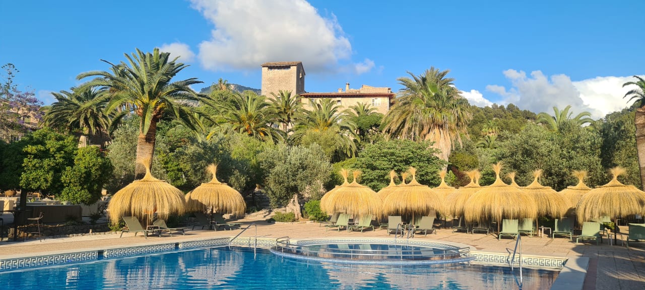 Pool Hotel Es Port