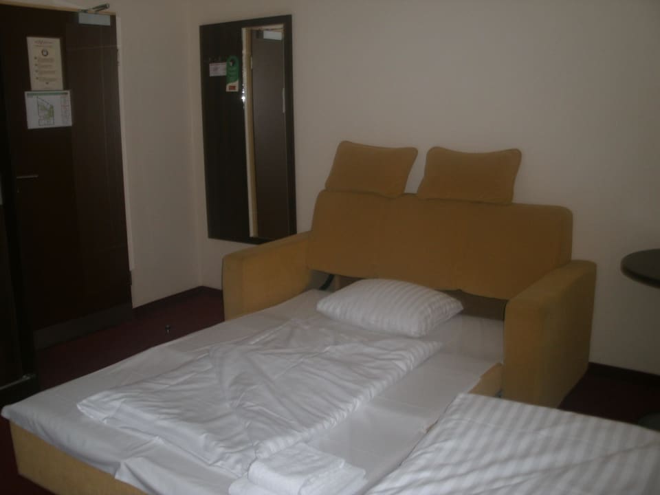 Schlafcouch Hotel Polo
