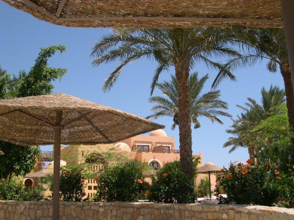 Grand Makadi, Liegen am Pool Grand Makadi