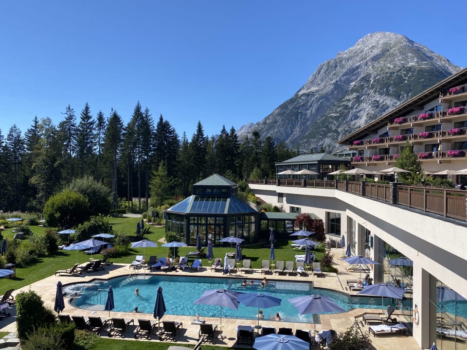 Pool Interalpen-Hotel Tyrol