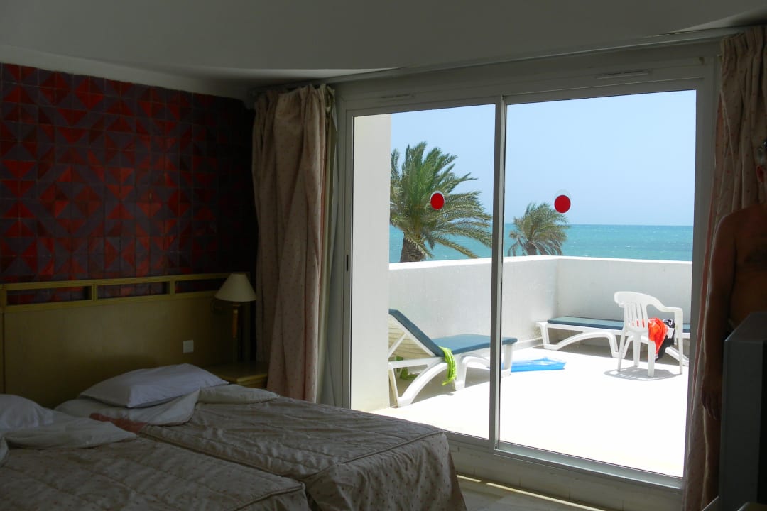 Riesengroße Terrasse Hotel El Mouradi Djerba Menzel