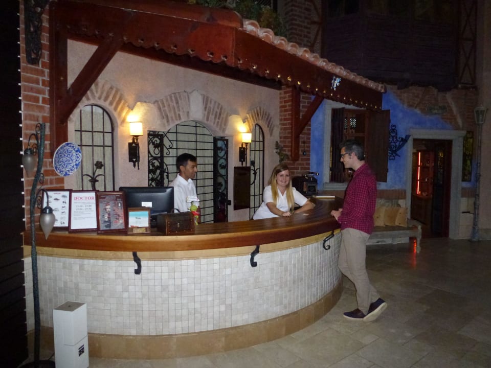 Rezeption Hotel Thalia Unique