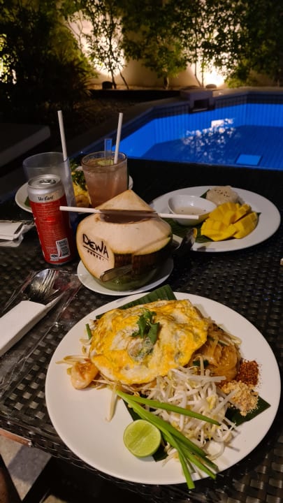 Gastro Dewa Phuket Resort and Villas