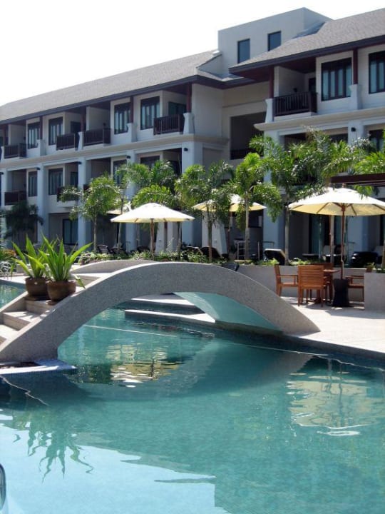 Neu erbauter Pool La Flora Khao Lak