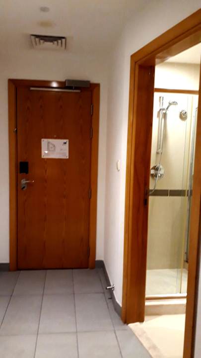Zimmer Holiday Inn Express Dubai Airport